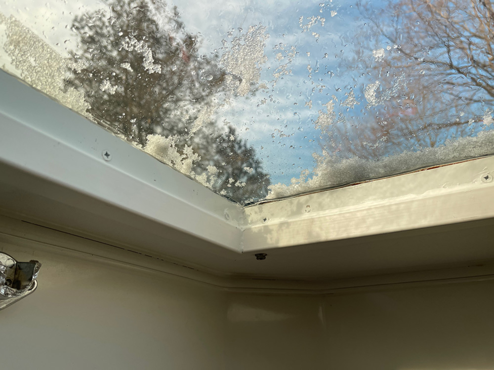 view of skylight and inner garnish measurement diagram