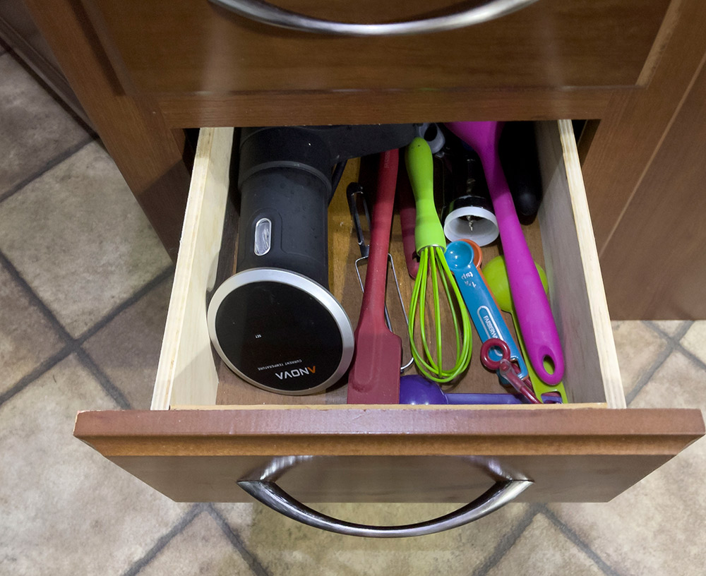 Sous vide in drawer