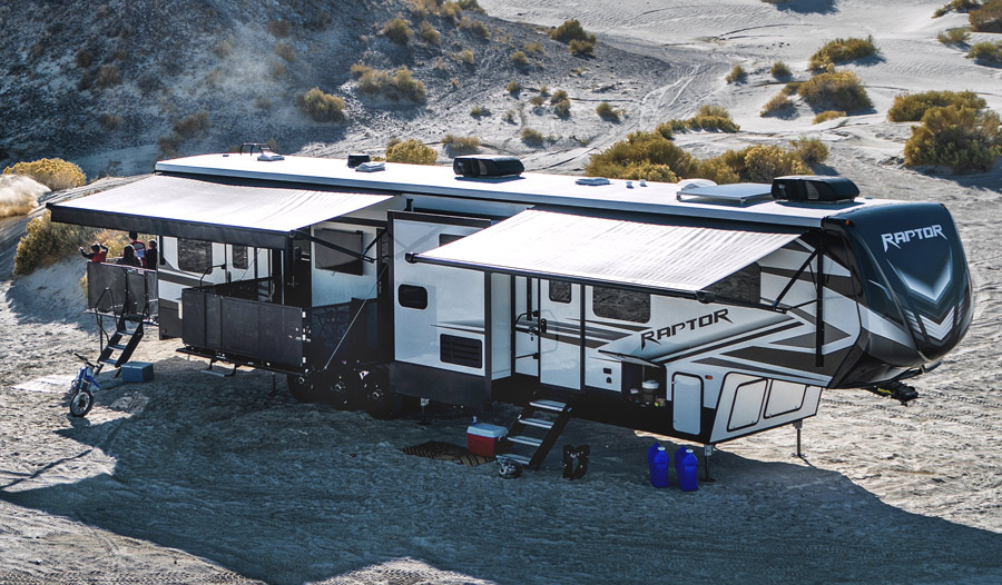 full-size fifth wheel toy hauler