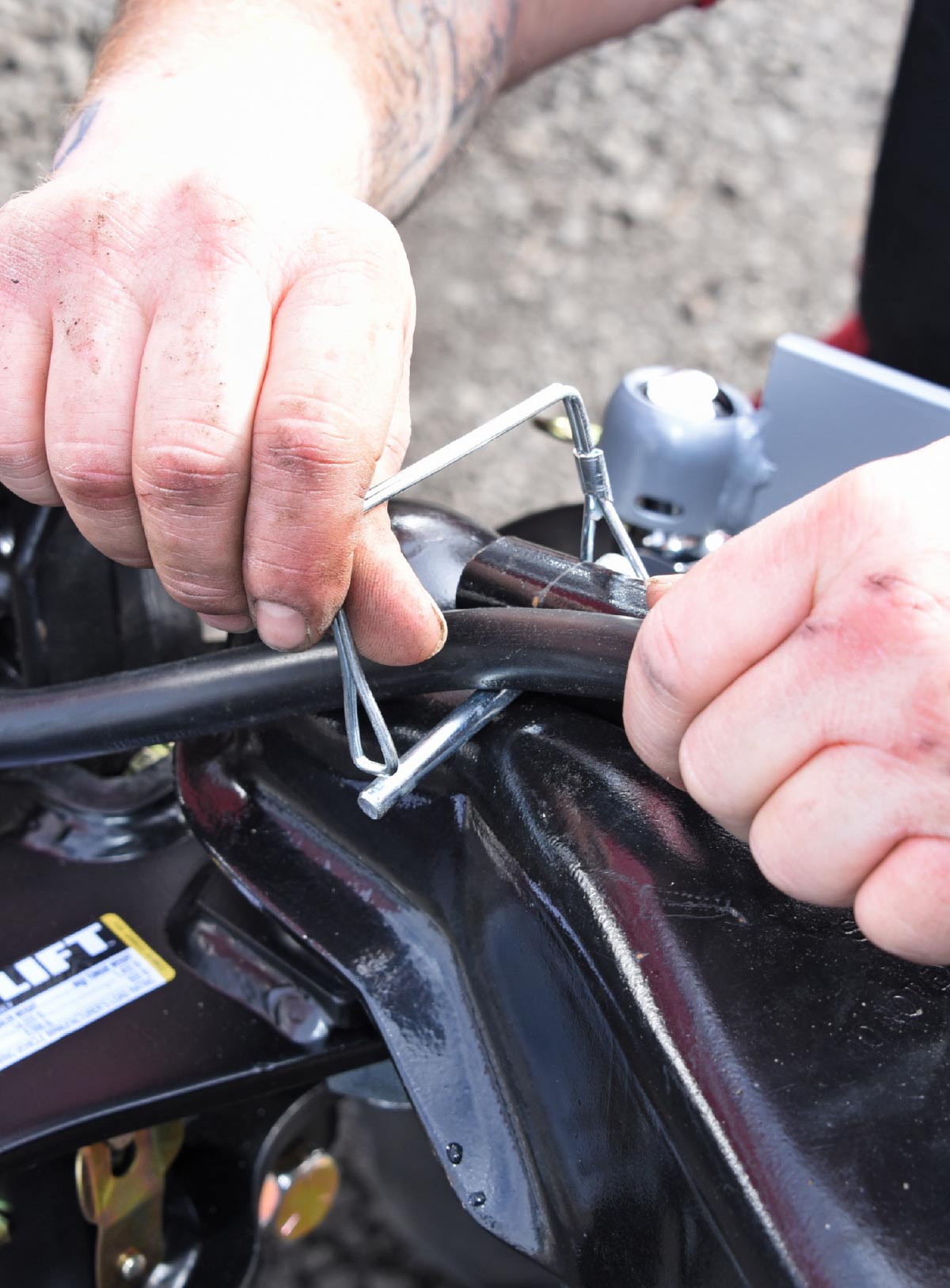 Plug the trailer’s power cord 