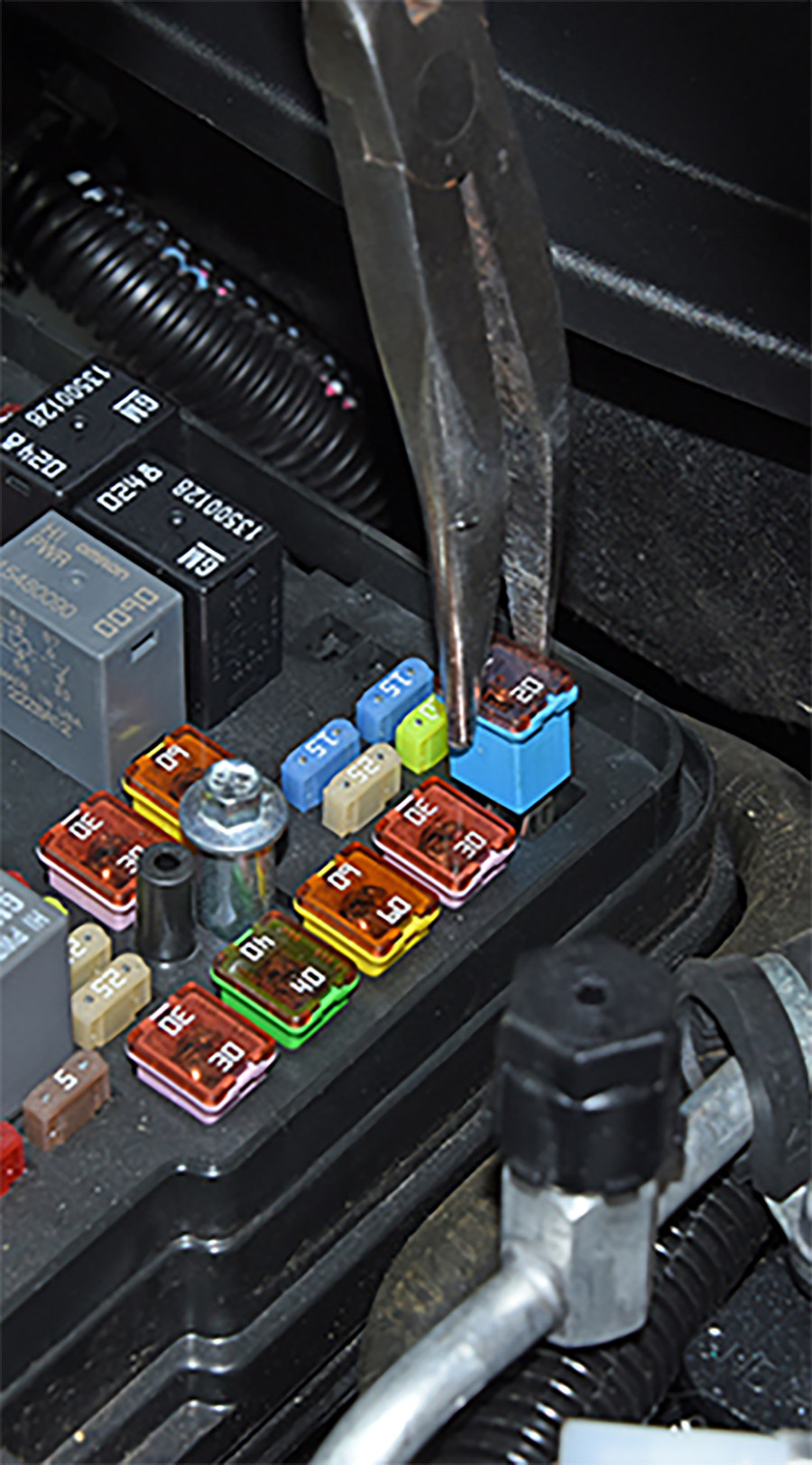 the fuse(s) that must be pulled per the owner’s manual instructions