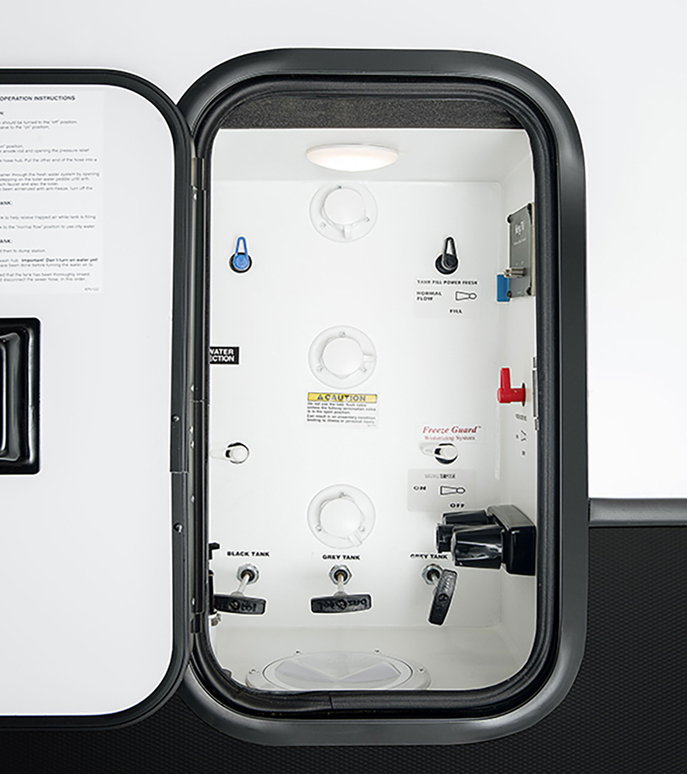 Keystone Arcadia exterior connections