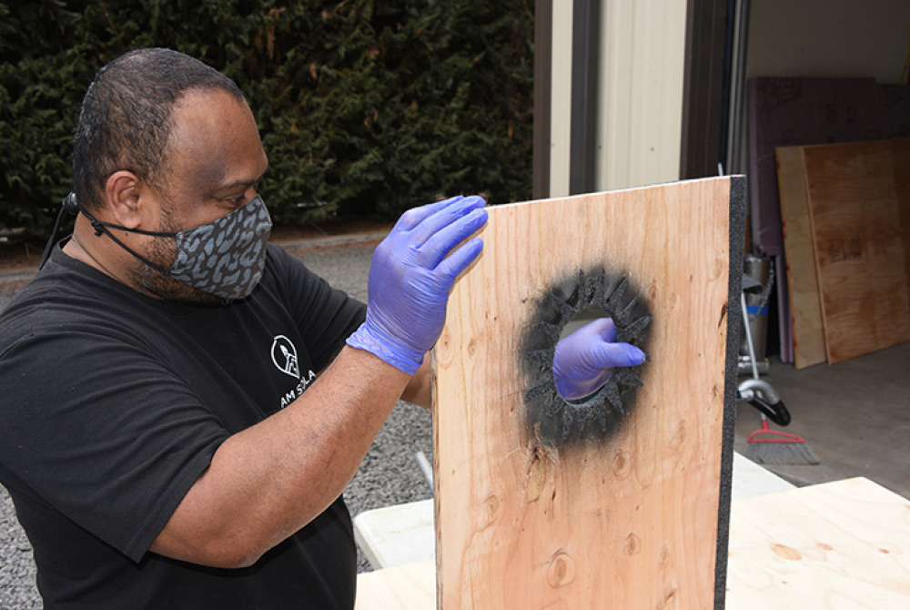 To neatly trim the carpet
