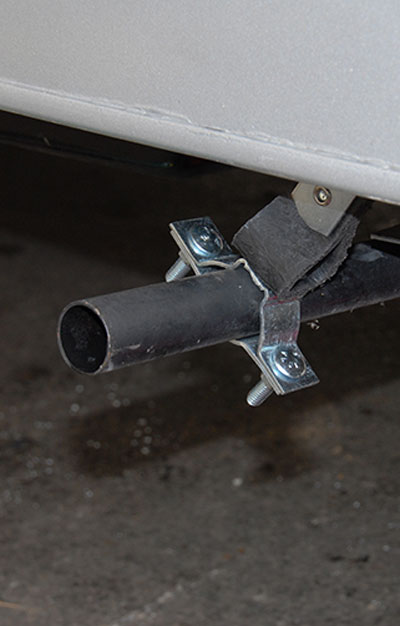 After the new generator was installed, it was discovered that the original exhaust pipe bracket was broken