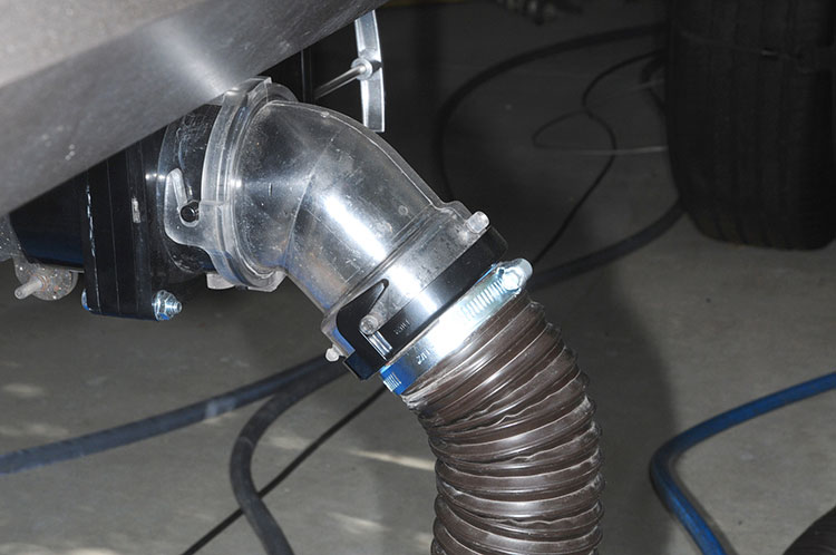 To illustrate the effectiveness of high-pressure tank flushing, the black tank on two fifth wheels were dumped, flushed with water for 30 minutes, filled with clean water and dumped twice — until the water was running clear
