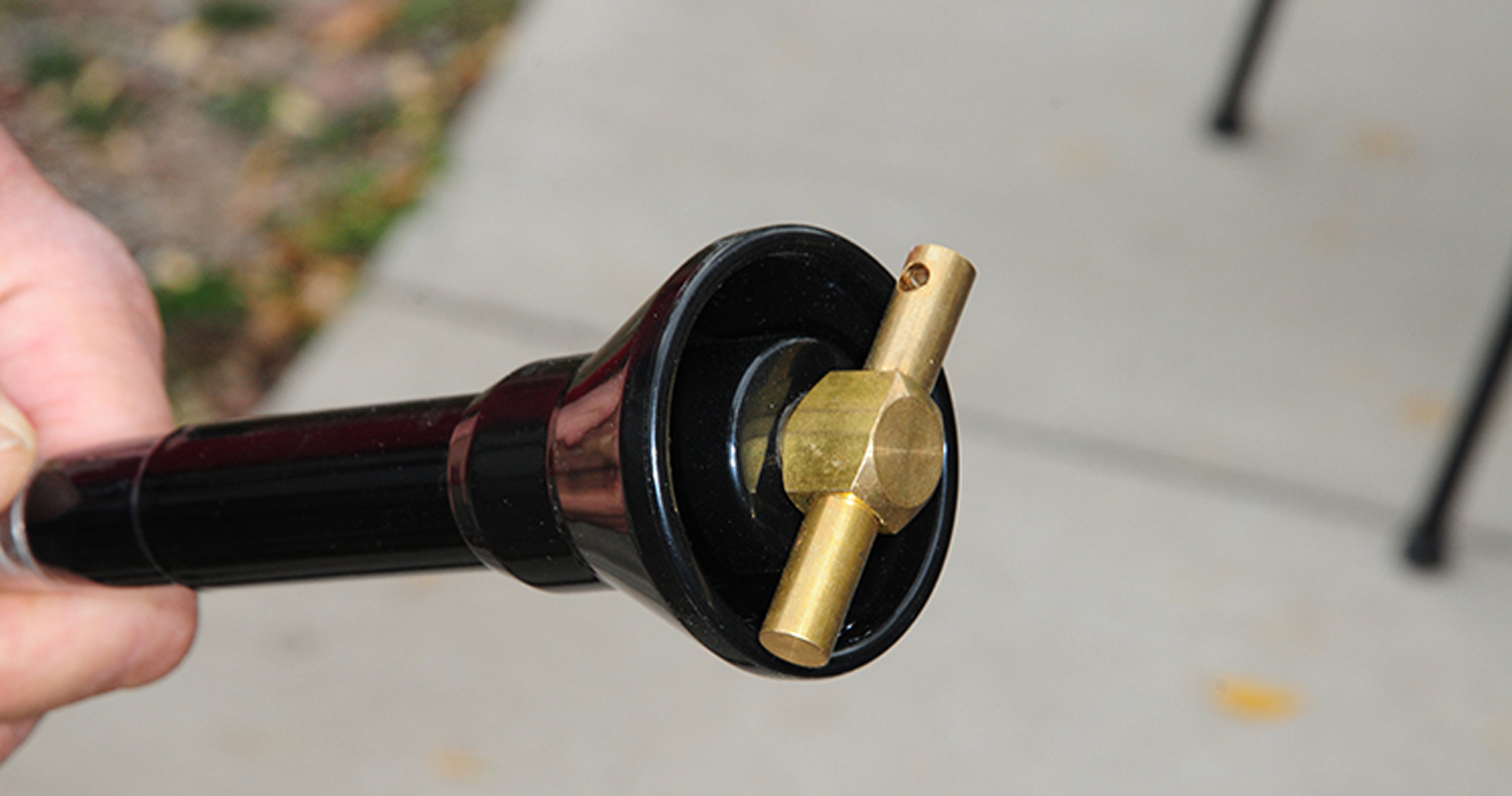 view of the brass rotary fitting at the end of the wand