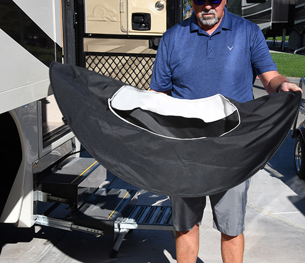 rv tire shade being unfurled