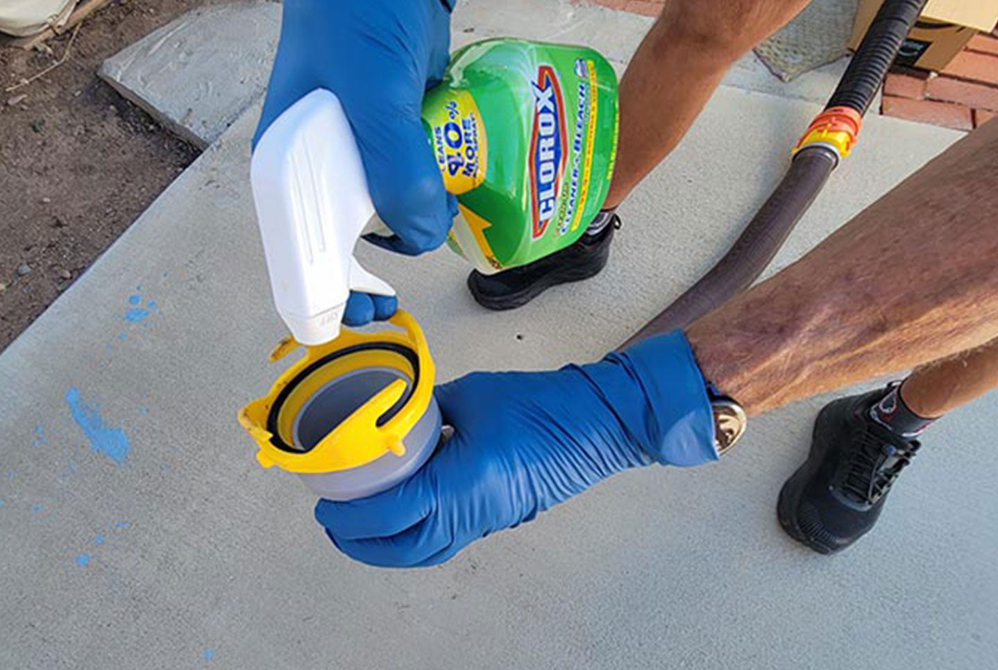Most people rinse their sewer hoses by dumping the gray water last