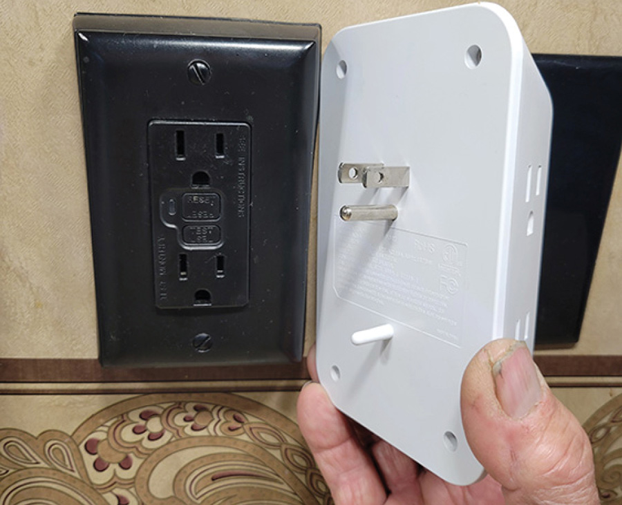 Plug on USB wall charger adapter