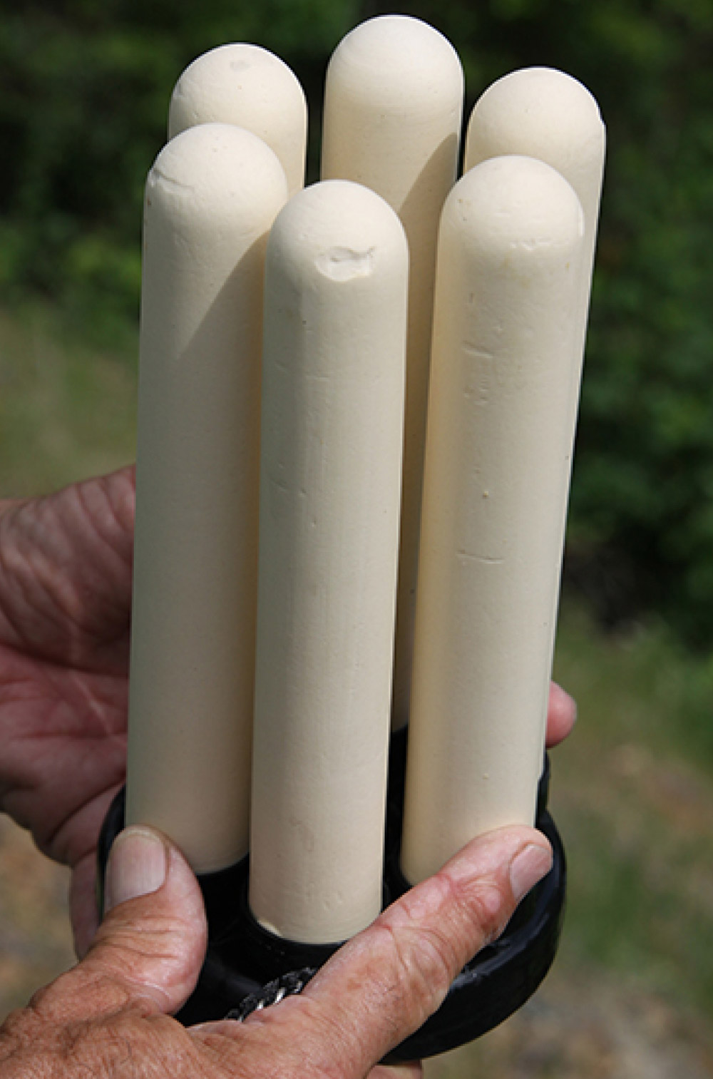 Ceramic candle filters