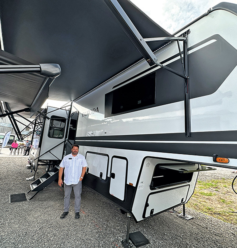 Black and white exterior of East To West Takoda 35TH RV 