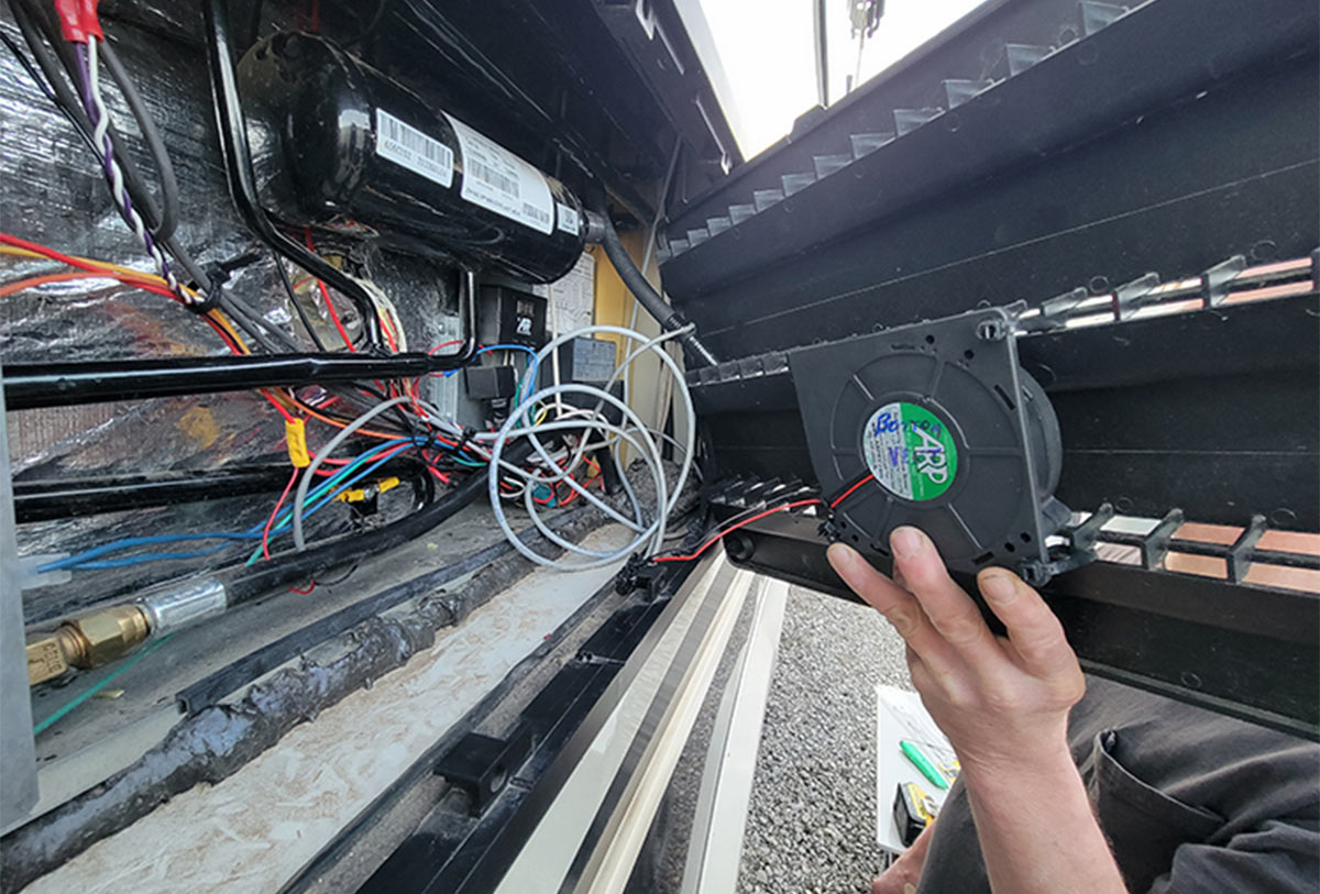 longer wires connecting the fans to the controller